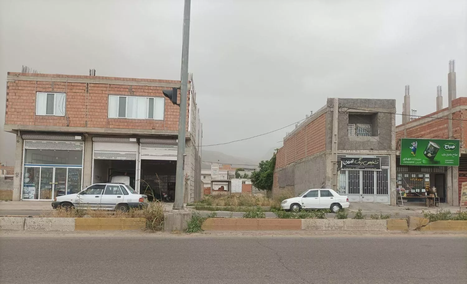 زمین تجاری مسکونی سی متری گالیکش