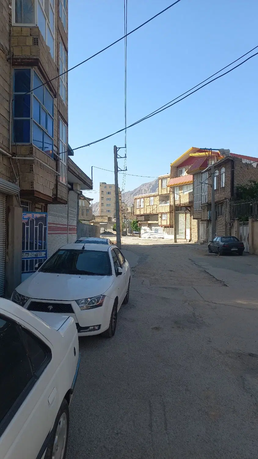 منزل مسکونی در طبقه سه طبقه ۱۱۰متر