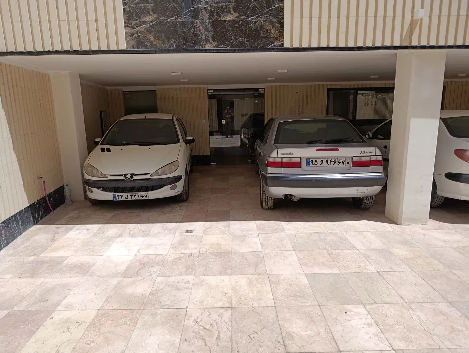 تکواحدی طبقه اخر