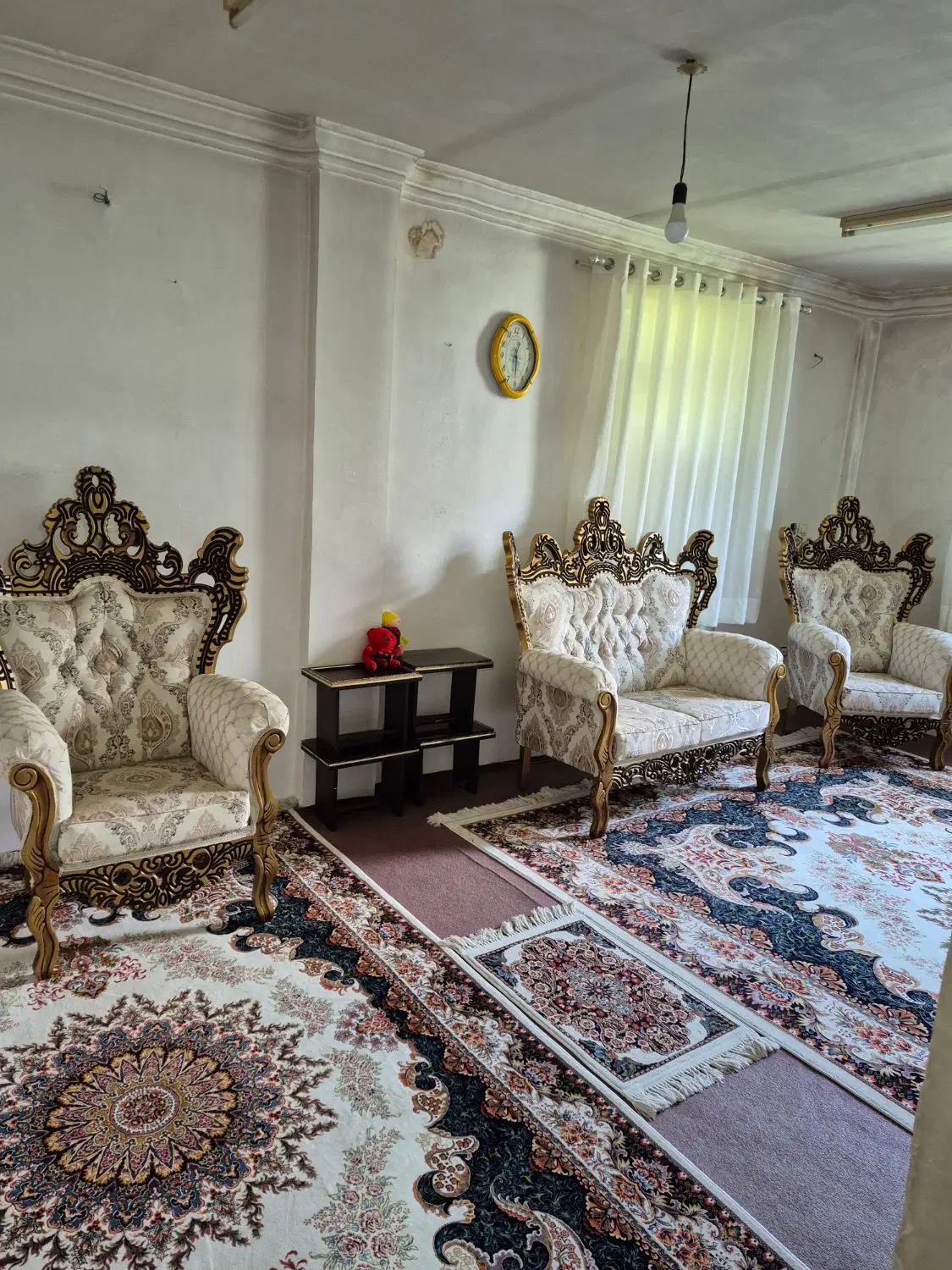 ساختمان نیمه کاره در لیالستان