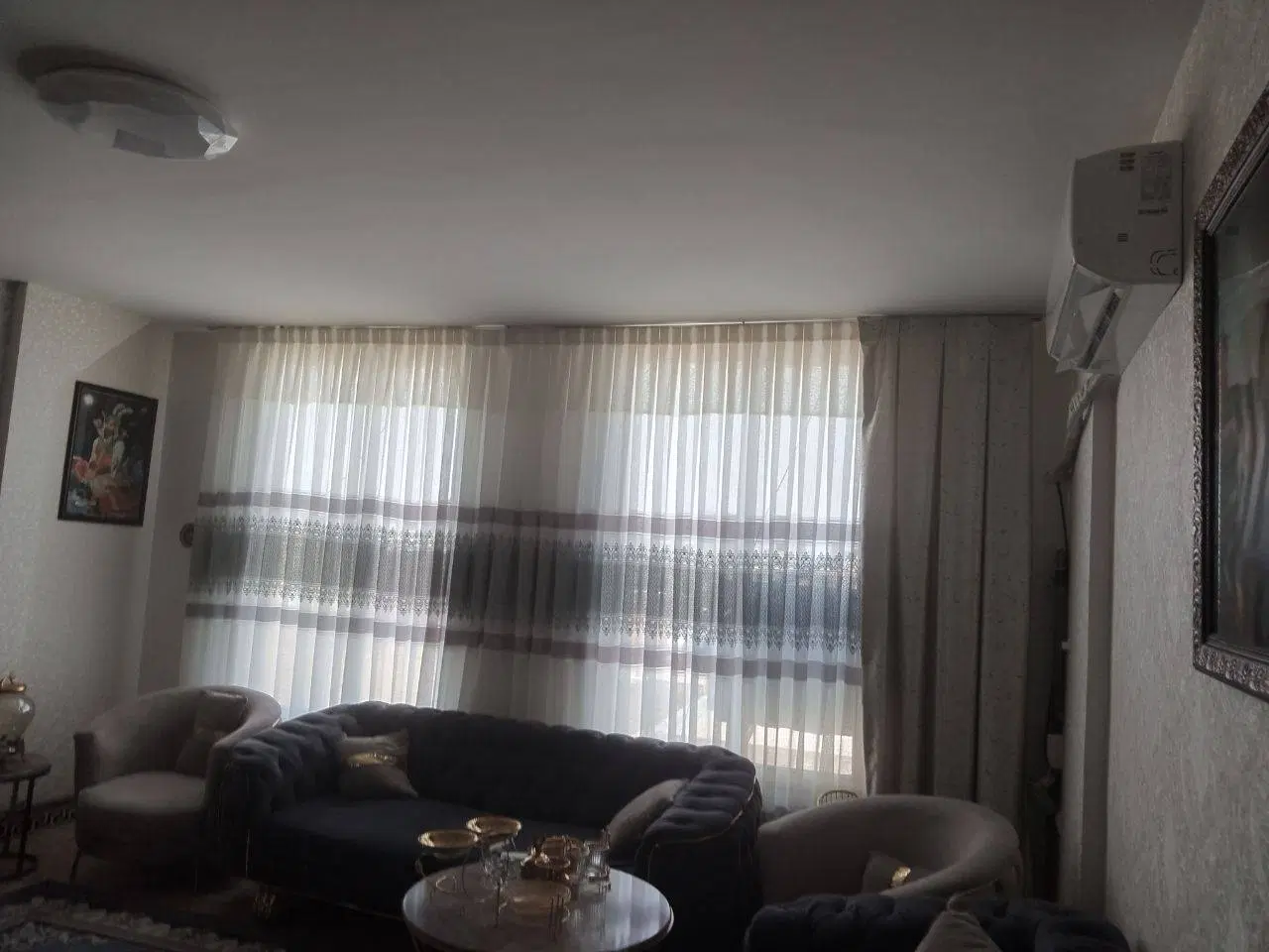 آپارتمان ۶۵ متر تمیز