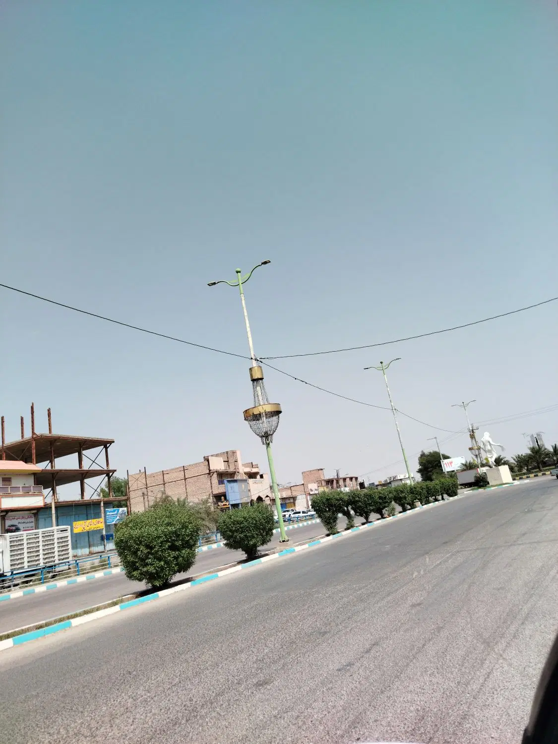 ۵باب مغازه و ۲ واحد تجاری در حمیدیه