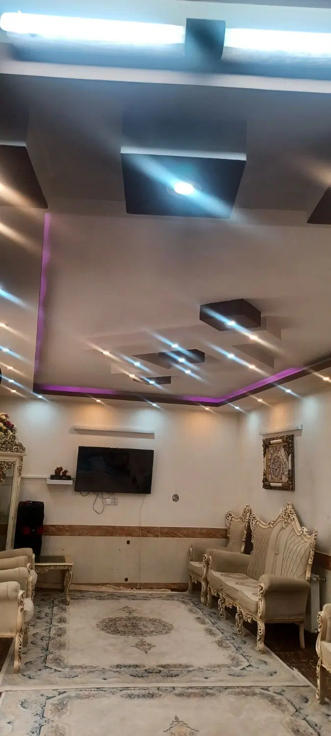 فروش خانه۱۳۶متری دربست