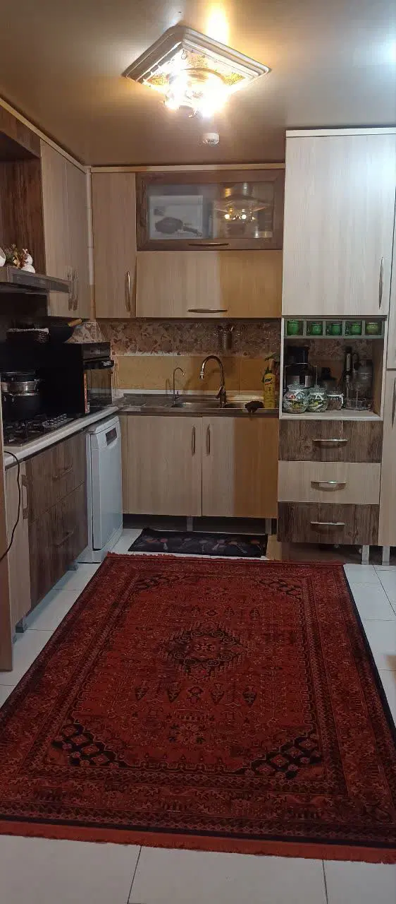 تهرانسر شمالی هاشمی نژاد دو خوابه ۹۷ متری