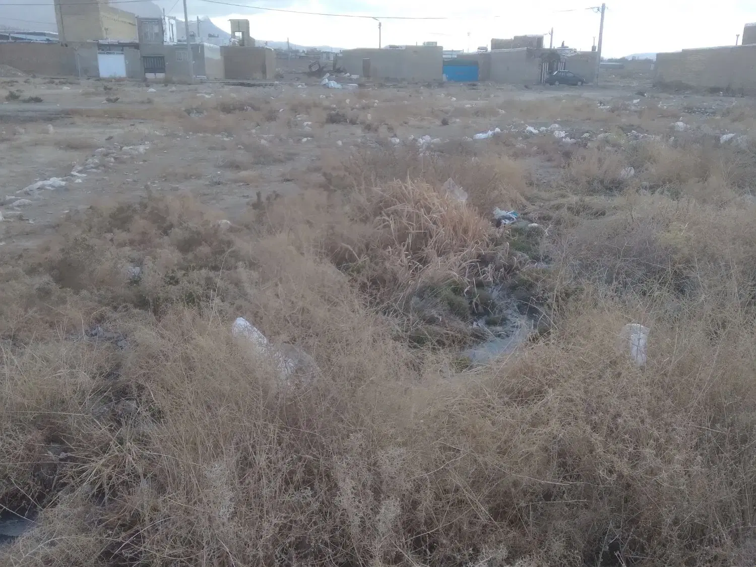 زمین ۷۰‌متری_واقع در ناسیونال