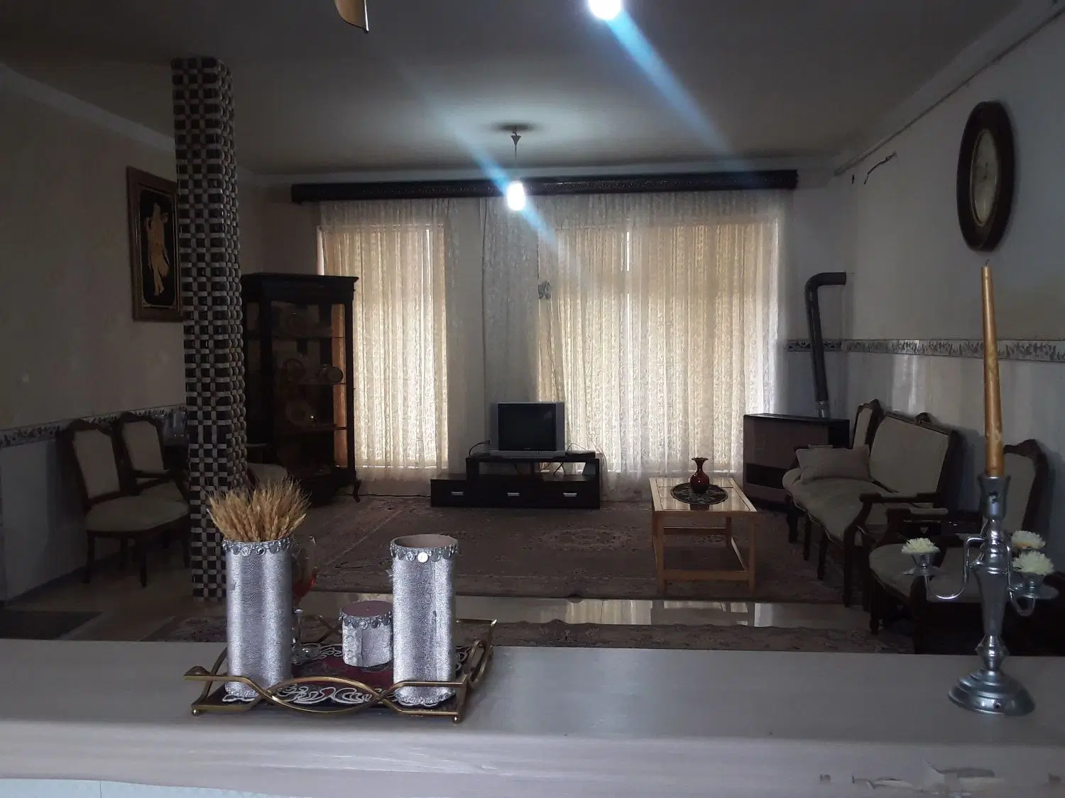 ساختمان ویلایی طبقه همکف موقعیت بسیار خوب