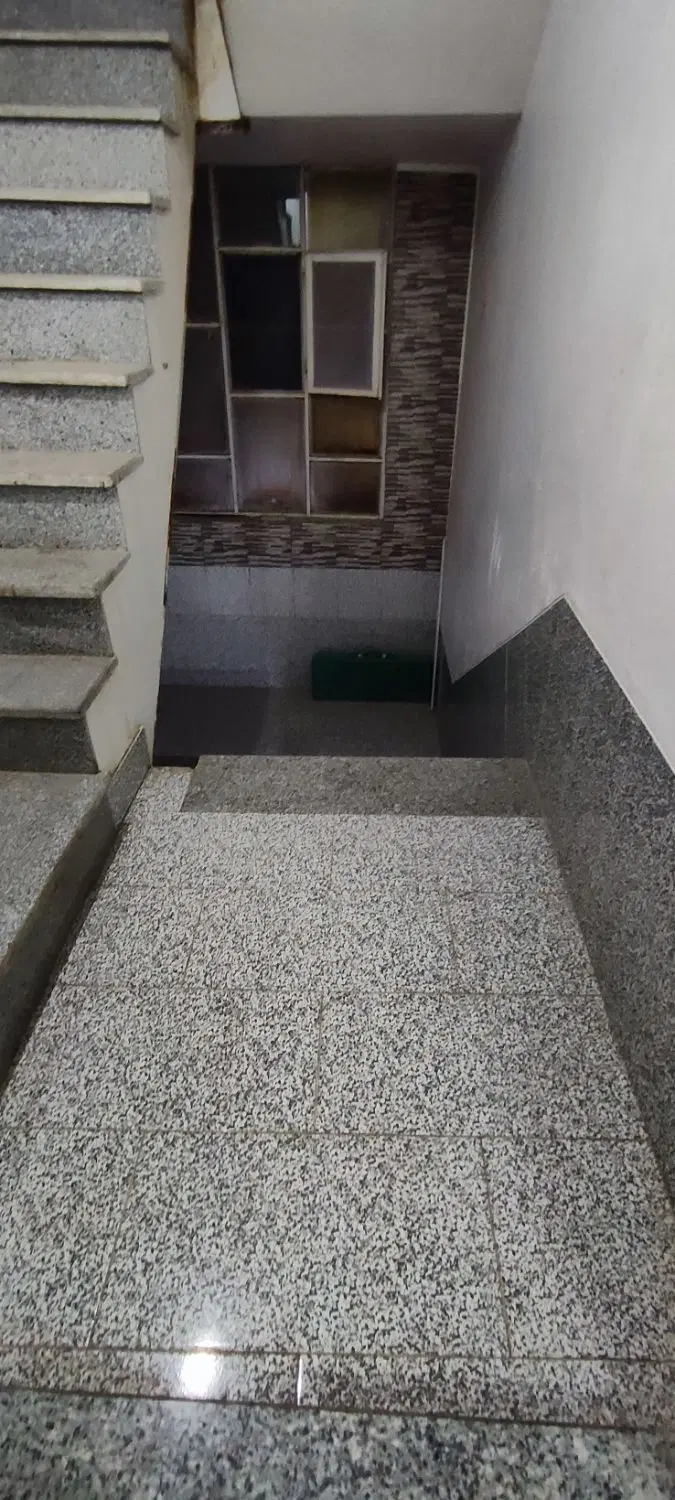 فروش منزل مستقل طبقه دوم