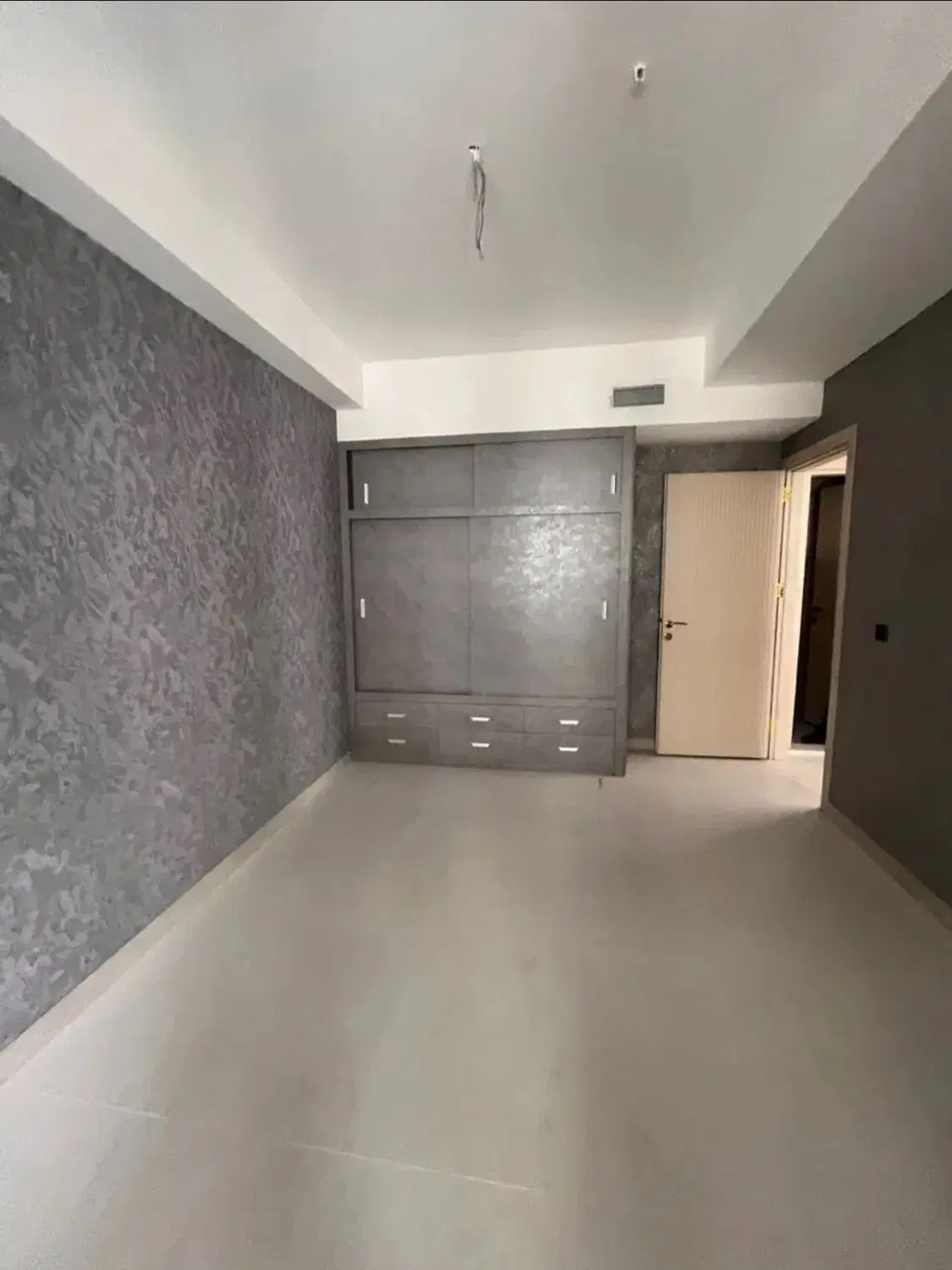 آپارتمان نوساز کلید نخورده فول امکانات