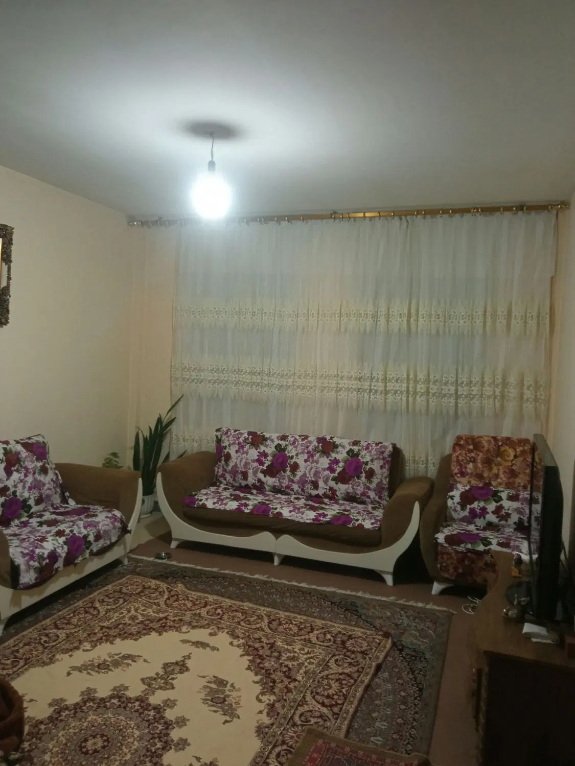آپارتمان ۶۰ متری تمیز و خاص