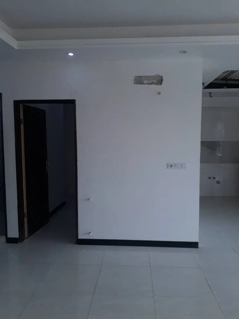 آپارتمان 105متری رو به نما