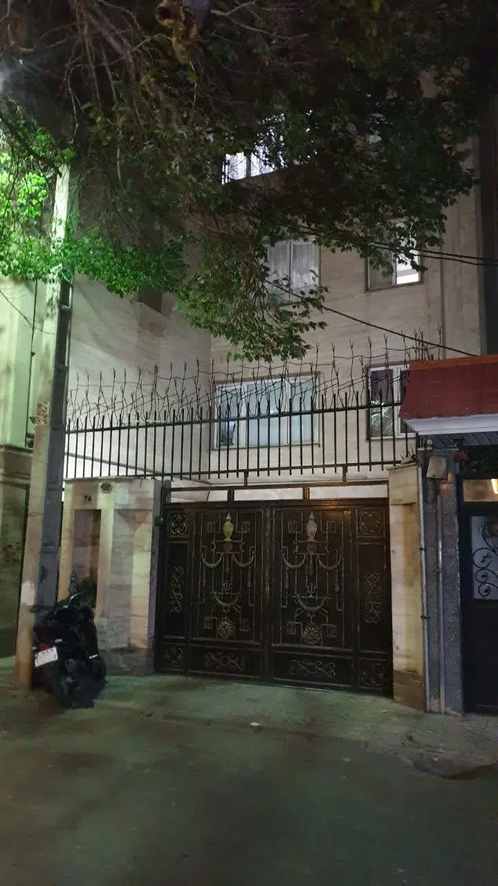 ۱۰۱ متری ،میعادشمالی، فول امکانات ۱۵ سال ساخت