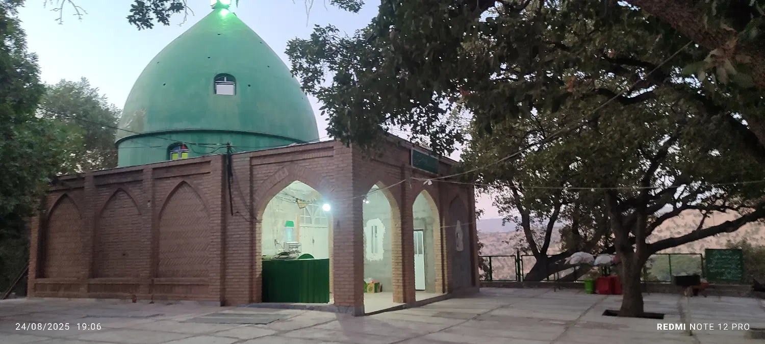 زمین ۱۲۰متری