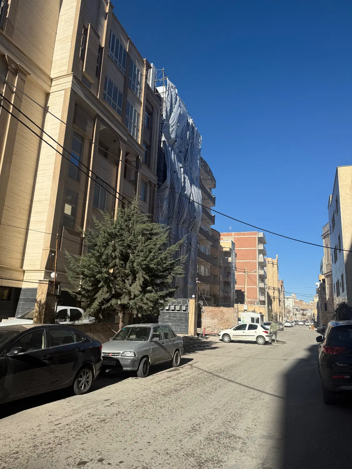 عروس داماد هایی ک میخوان جای لاکچری اجاره کنن