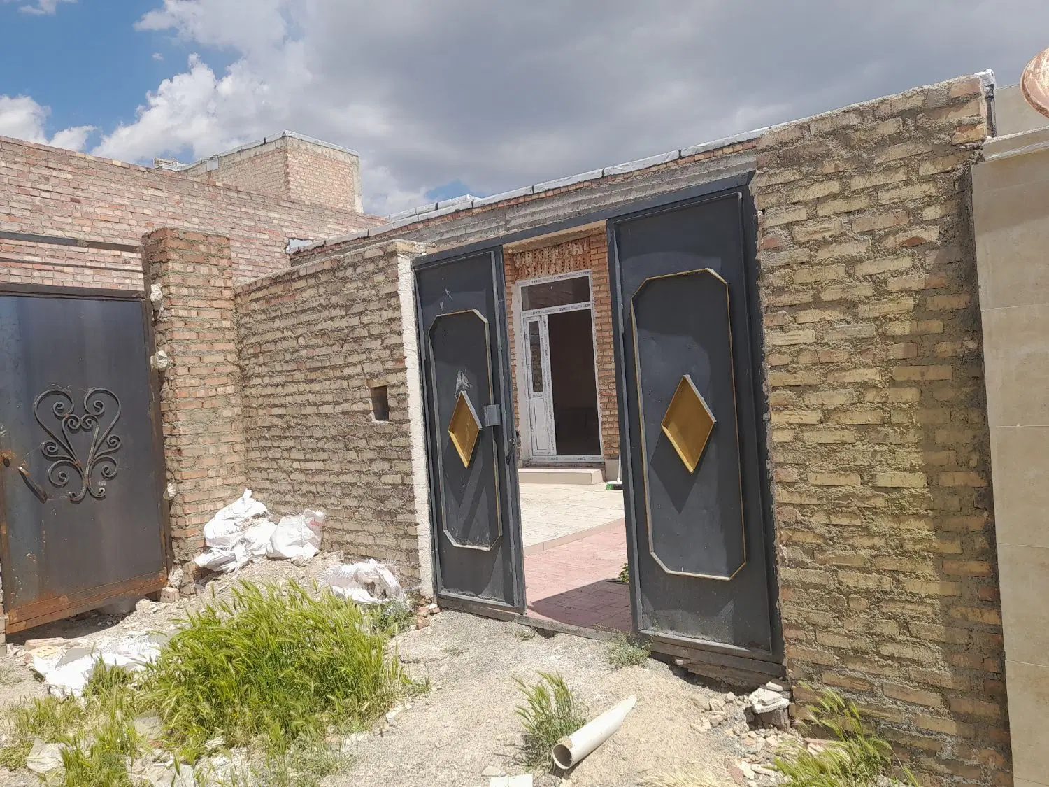 حیاط  دوخوابه دربست تازه وردان