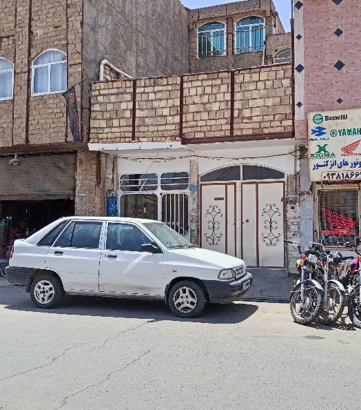 خانه بهر خیابان ولیعصر شیخ اباد