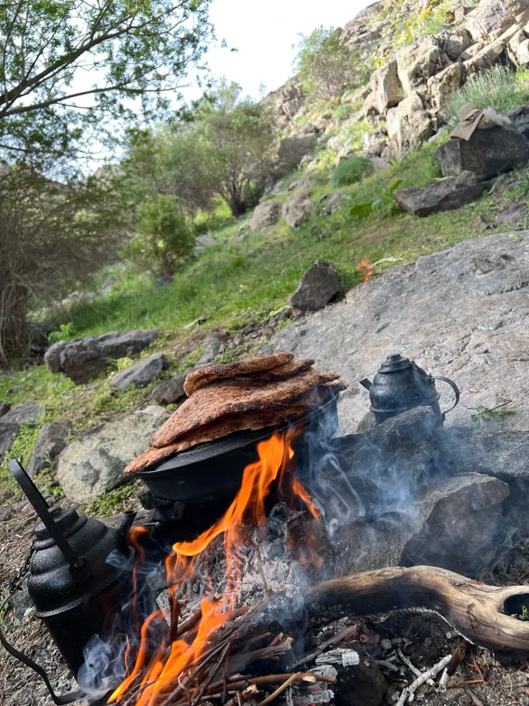 ۳۴۰ مترزمین پروانه ۹۰متری در دوطبقه ،روستای کهندان