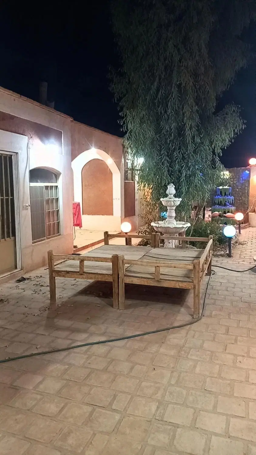 خونه باغ کلتی