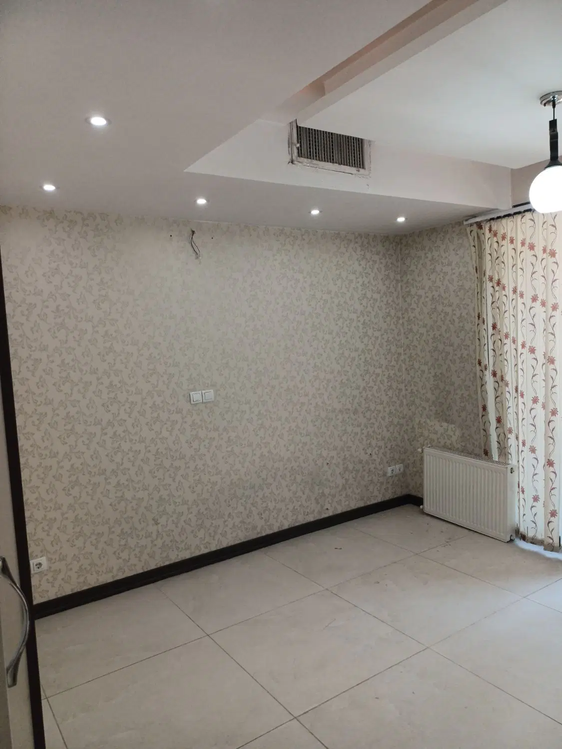 رهن و اجاره آپارتمان 2 خوابه زرهی