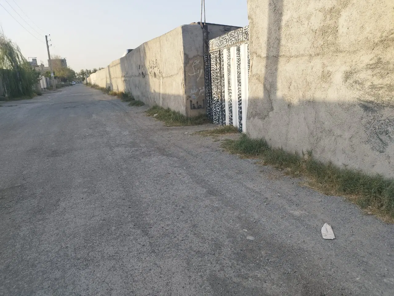 ۲۰۰ متر چهاردیواری کنتور گاز و برق اسفنداباد