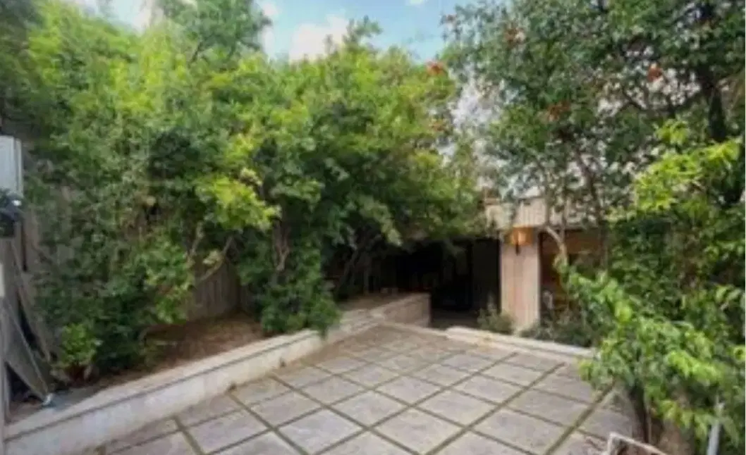 اجاره ۲۰۰متر ویلایی باغ دریاچه جهت مشاغل