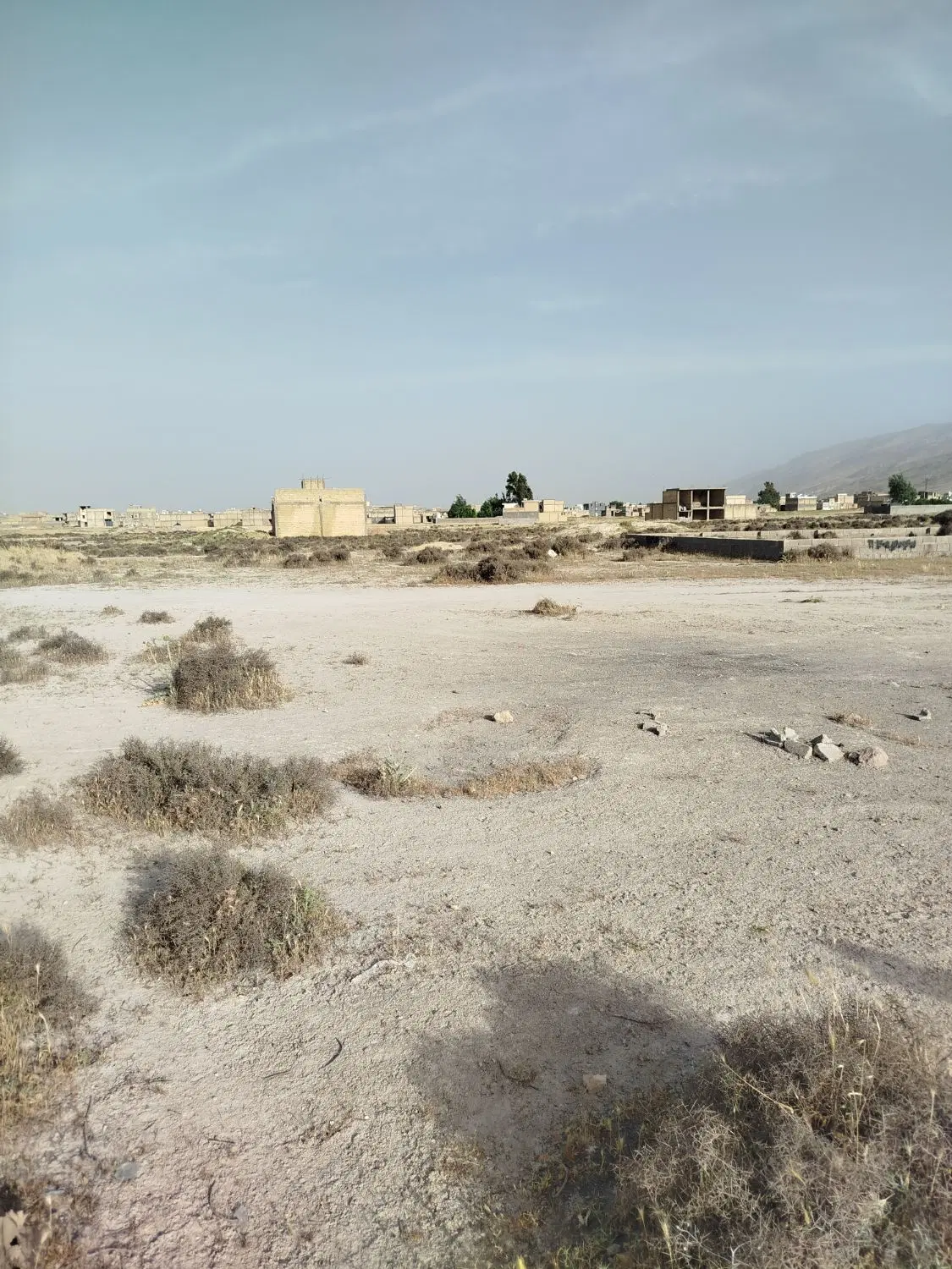 زمین جمال آباد