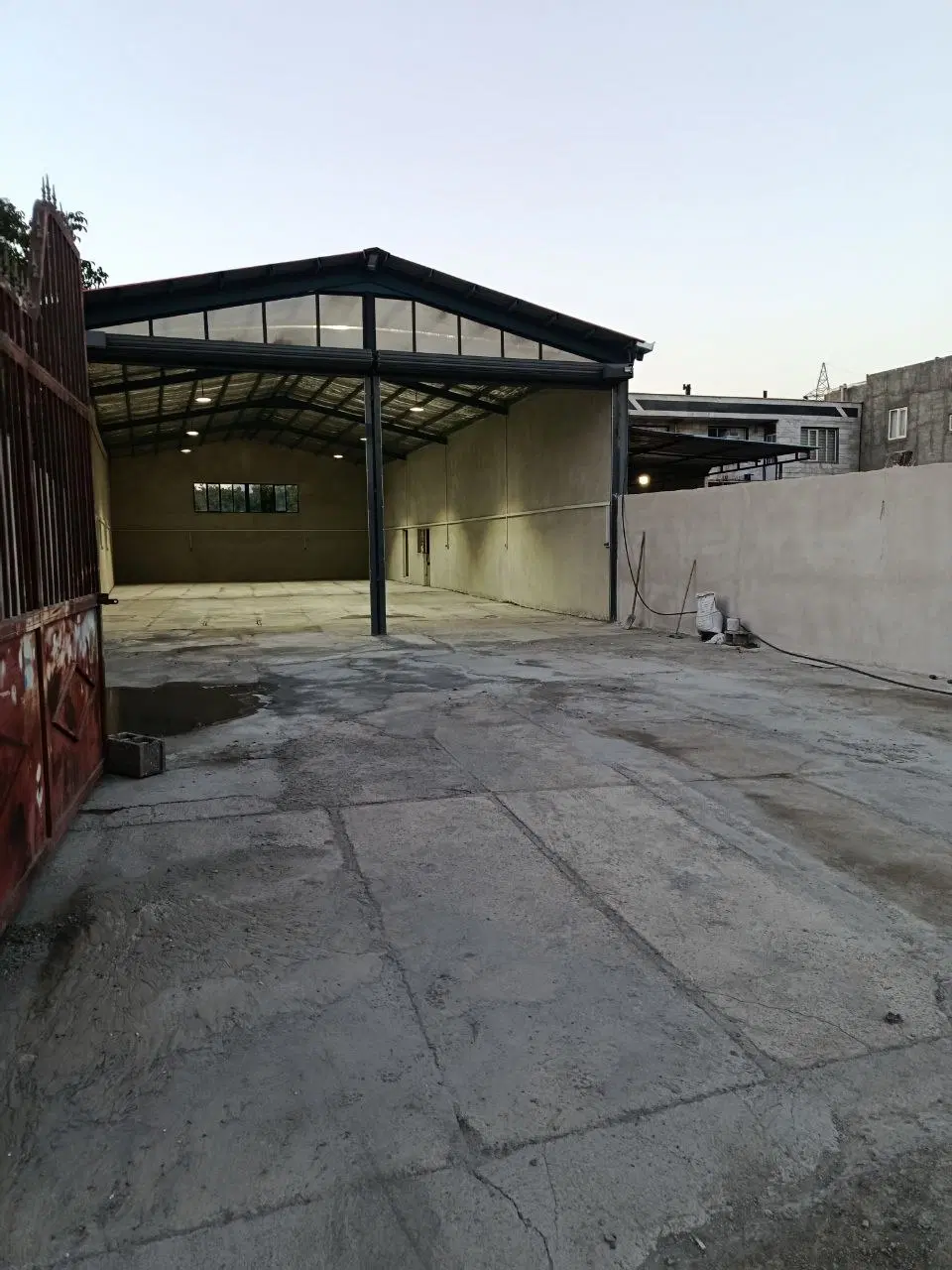 اجاره.سوله بر روی اتوبان