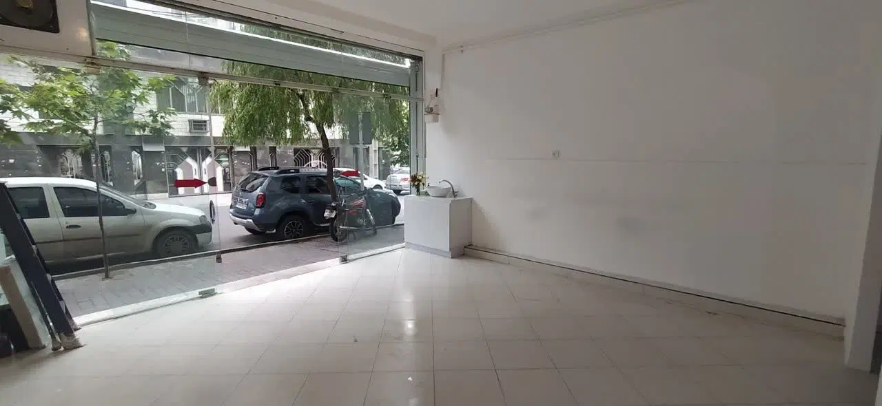 رهن و اجاره مغازه ۴۲ متری خیابان تختی