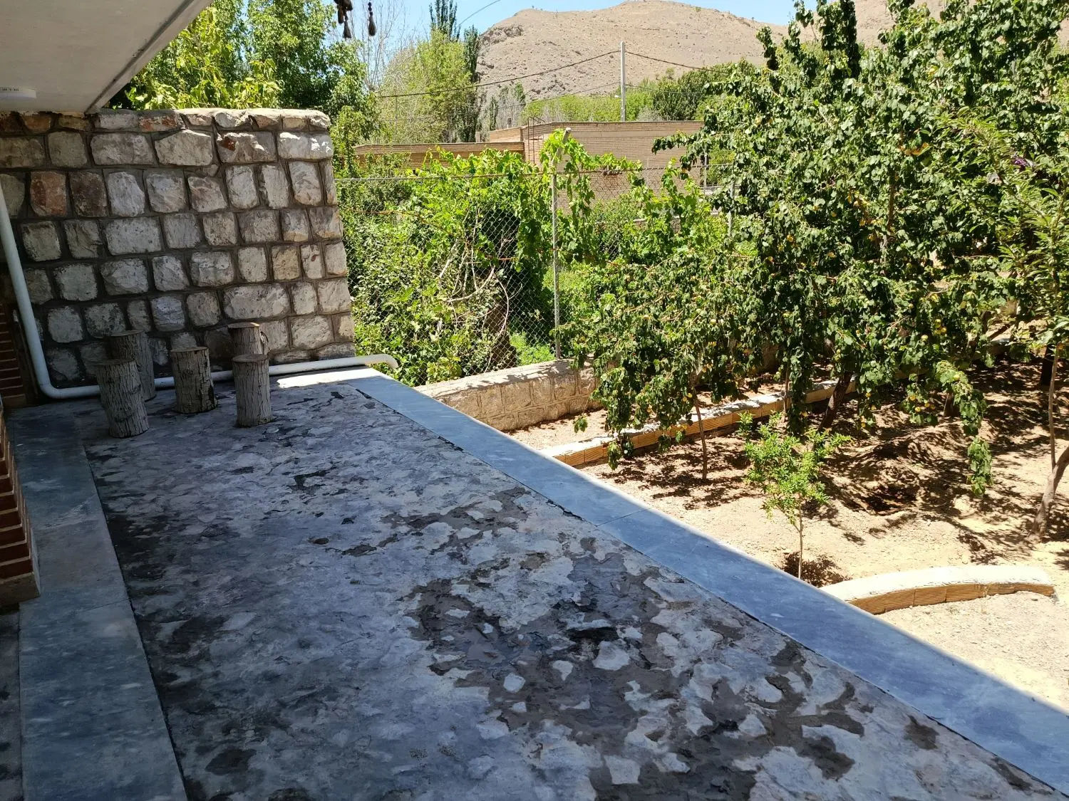 اجاره ویلا در روستای کاهکش(سامان) بارزرو رفتینگ