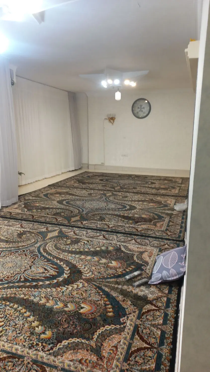 آپارتمان ۱۱۰متری تک واحدی