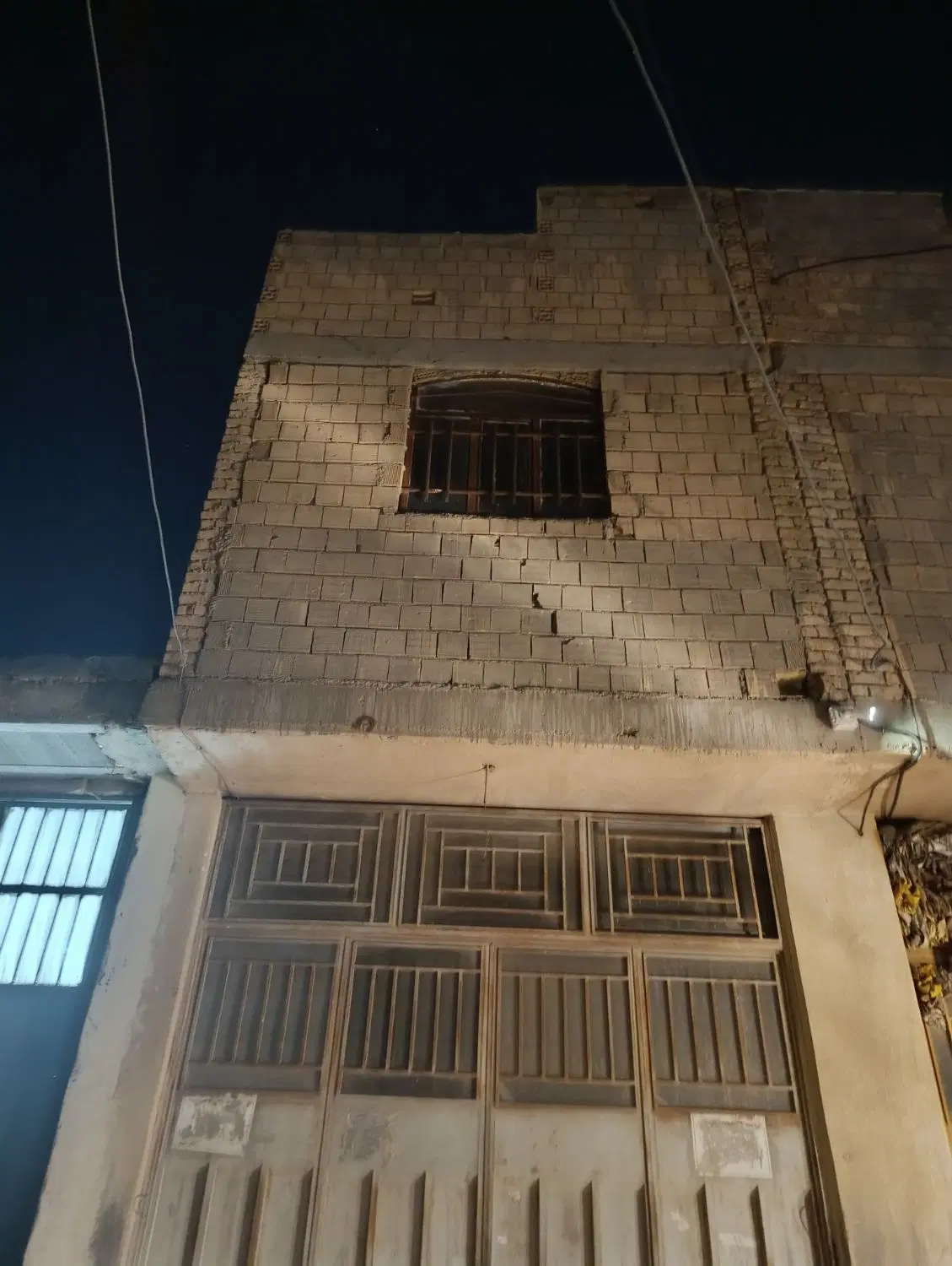مغازه ۷۰ متری ۳طبقه رهنان