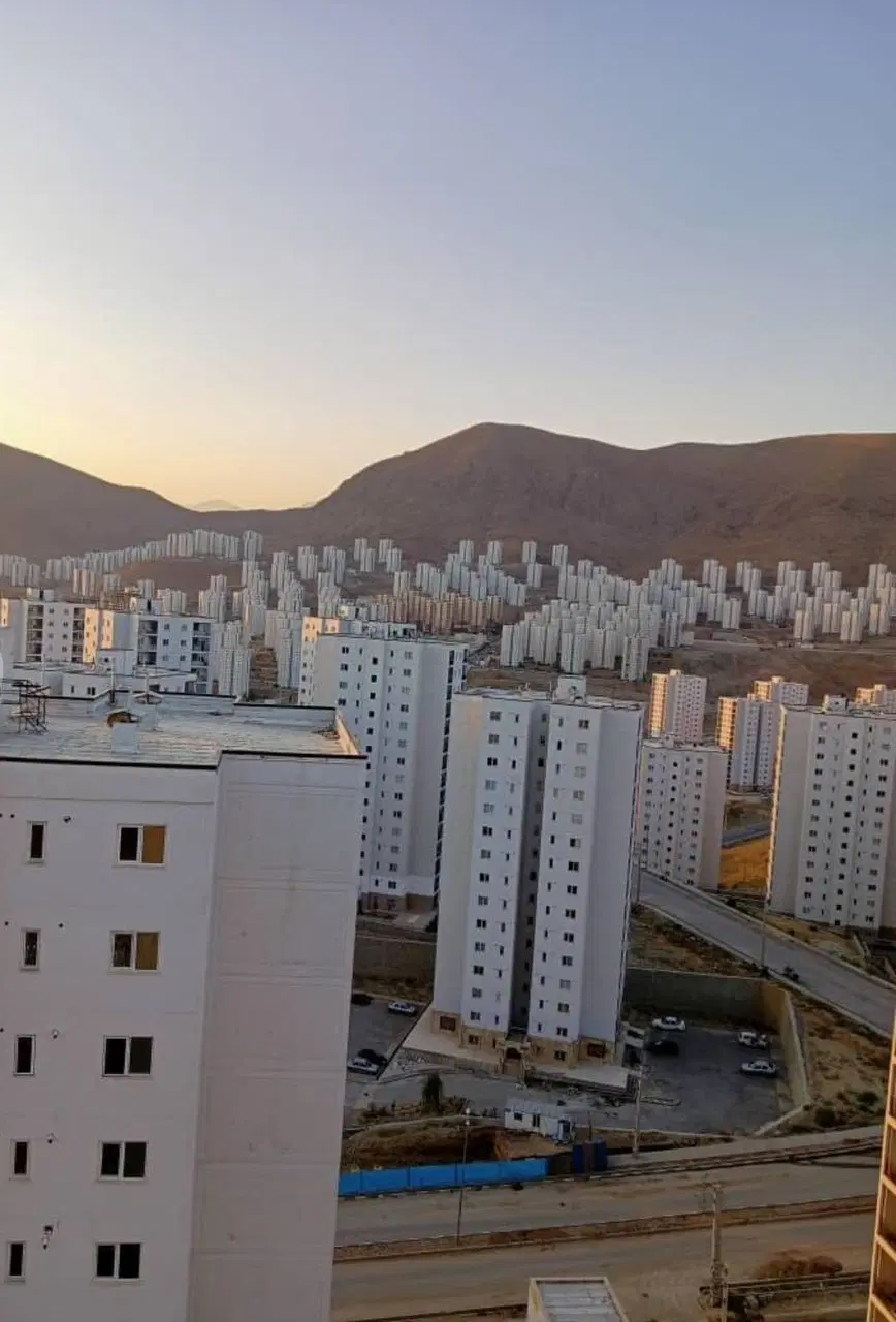 پردیس فاز ۱۱ اپارتمان ۲ خوابه ۸۹ متری