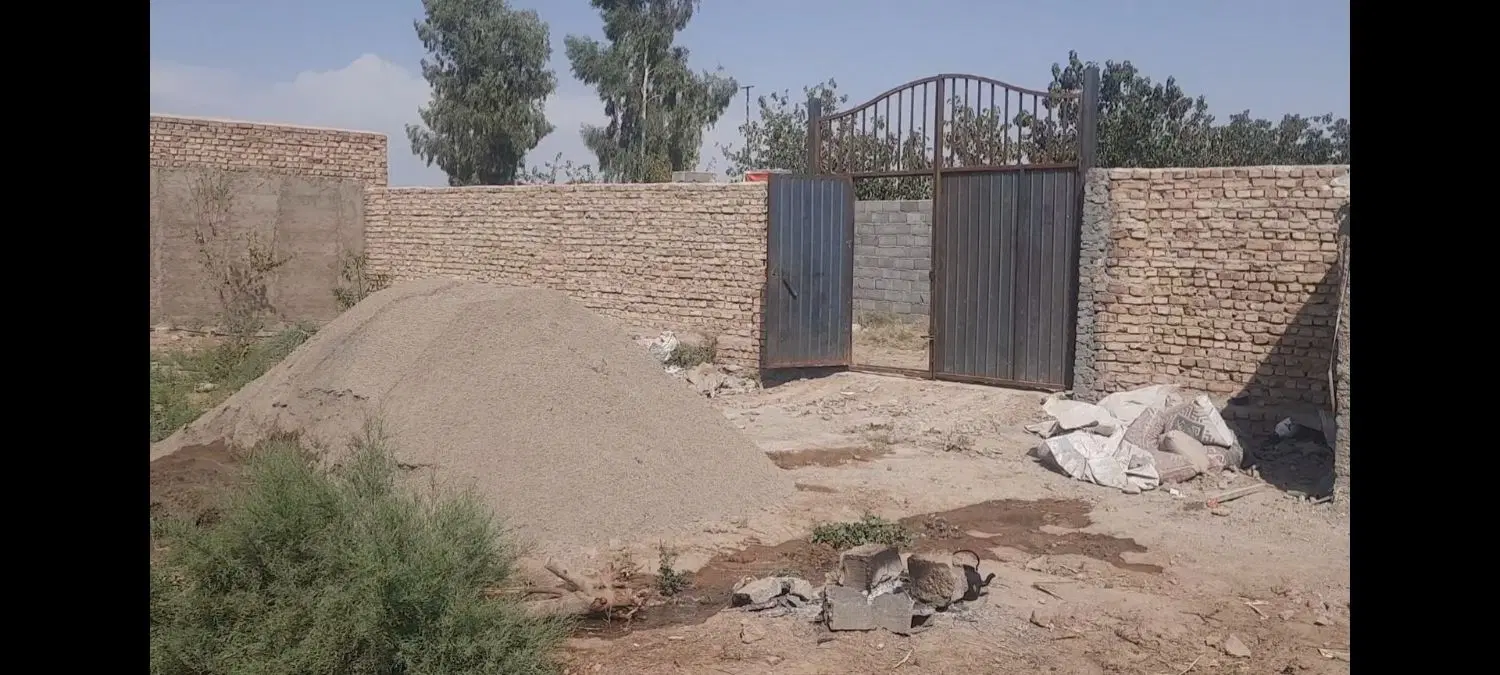 باغچه چهار دیواری شده