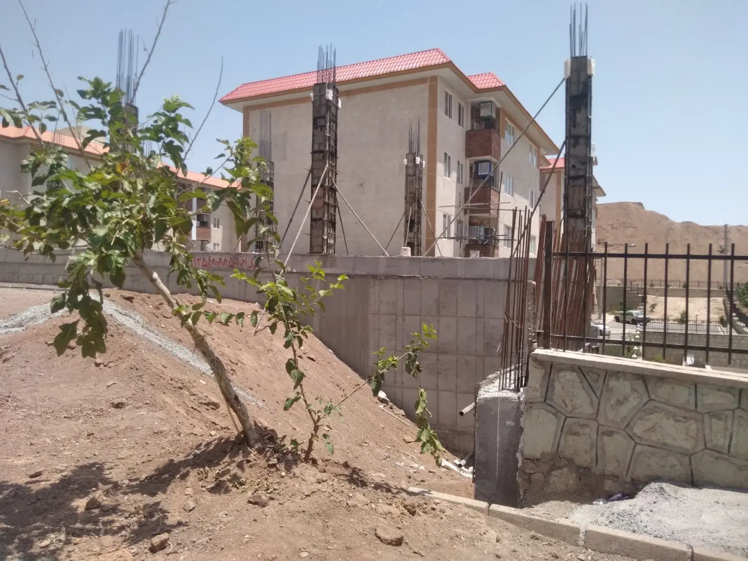 امتیاز تجاری در حال ساخت