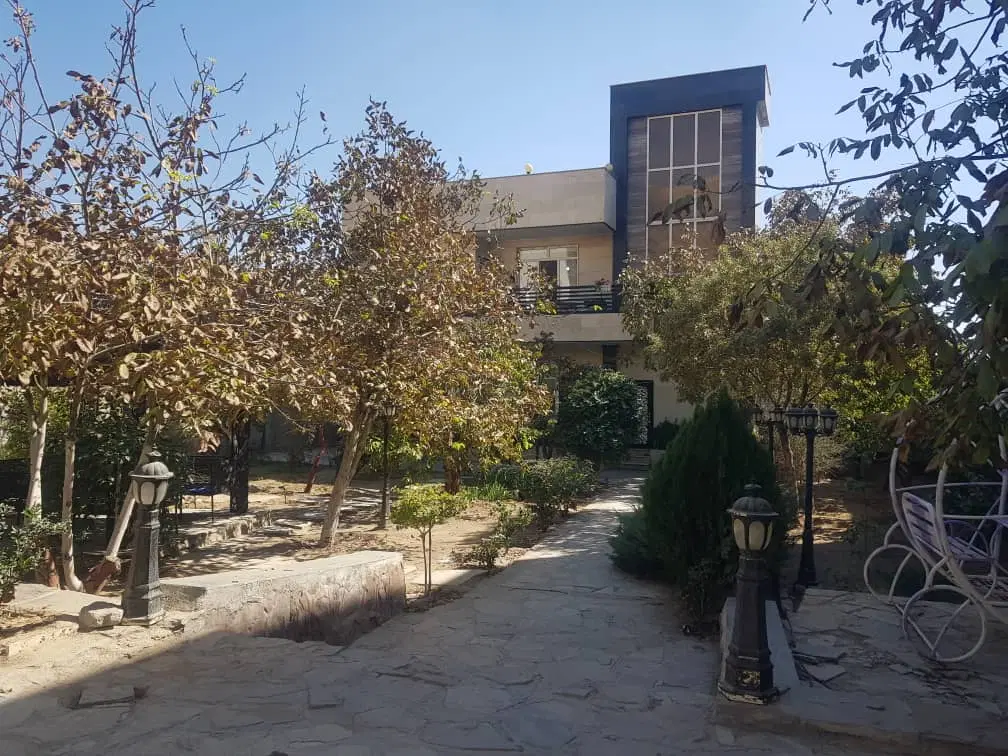 فروش ویلا در گلاهک رودهن(کوچه پاکان)