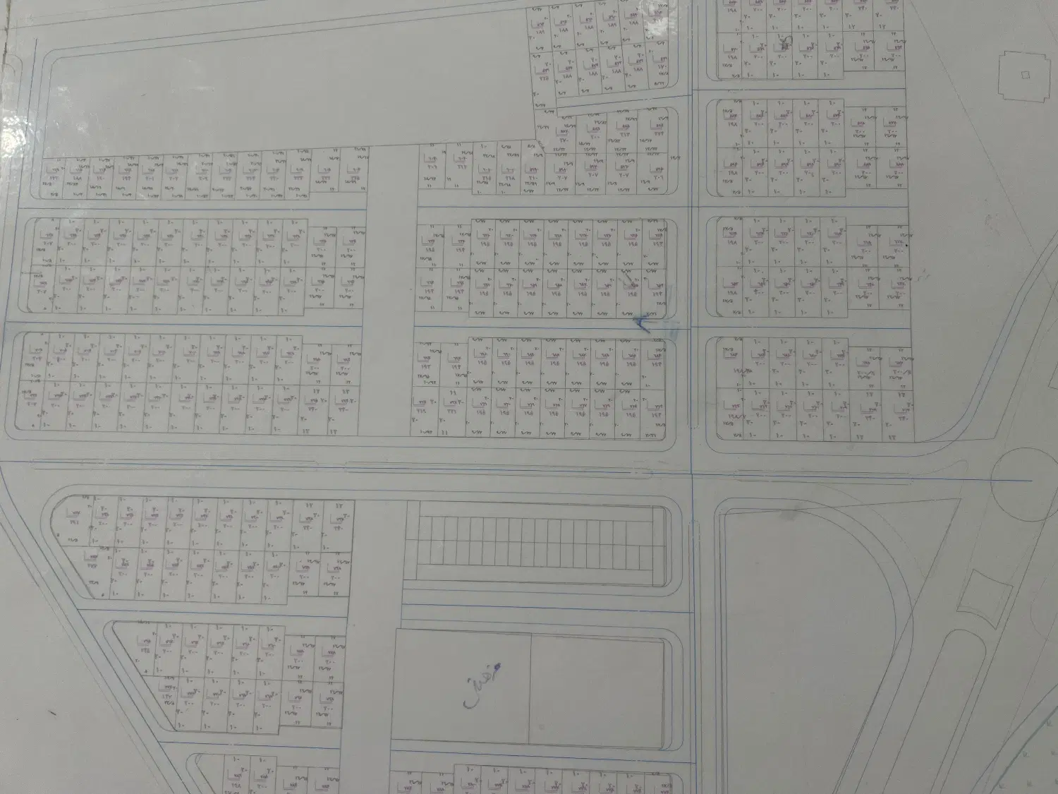 زمین مسکونی_درب ساختمان_ تاپ لوکیشن