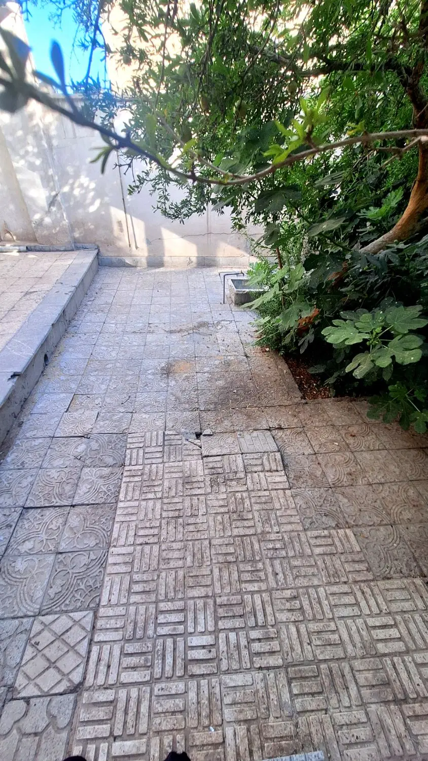 فروش منزل مسکونی ویلایی