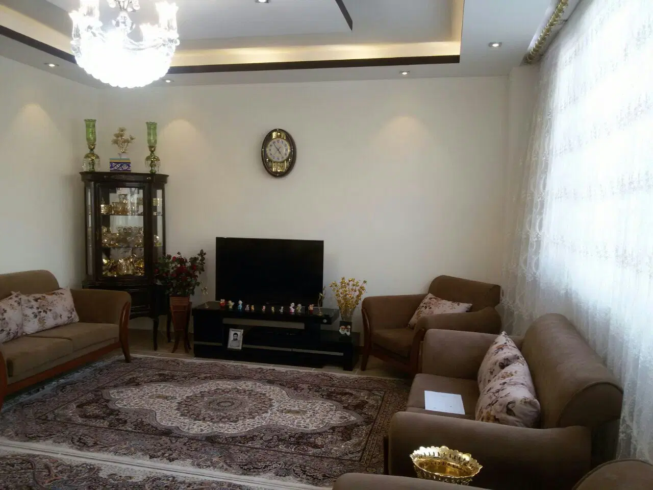 آپارتمان کارمندان خیابان دوم استانداری