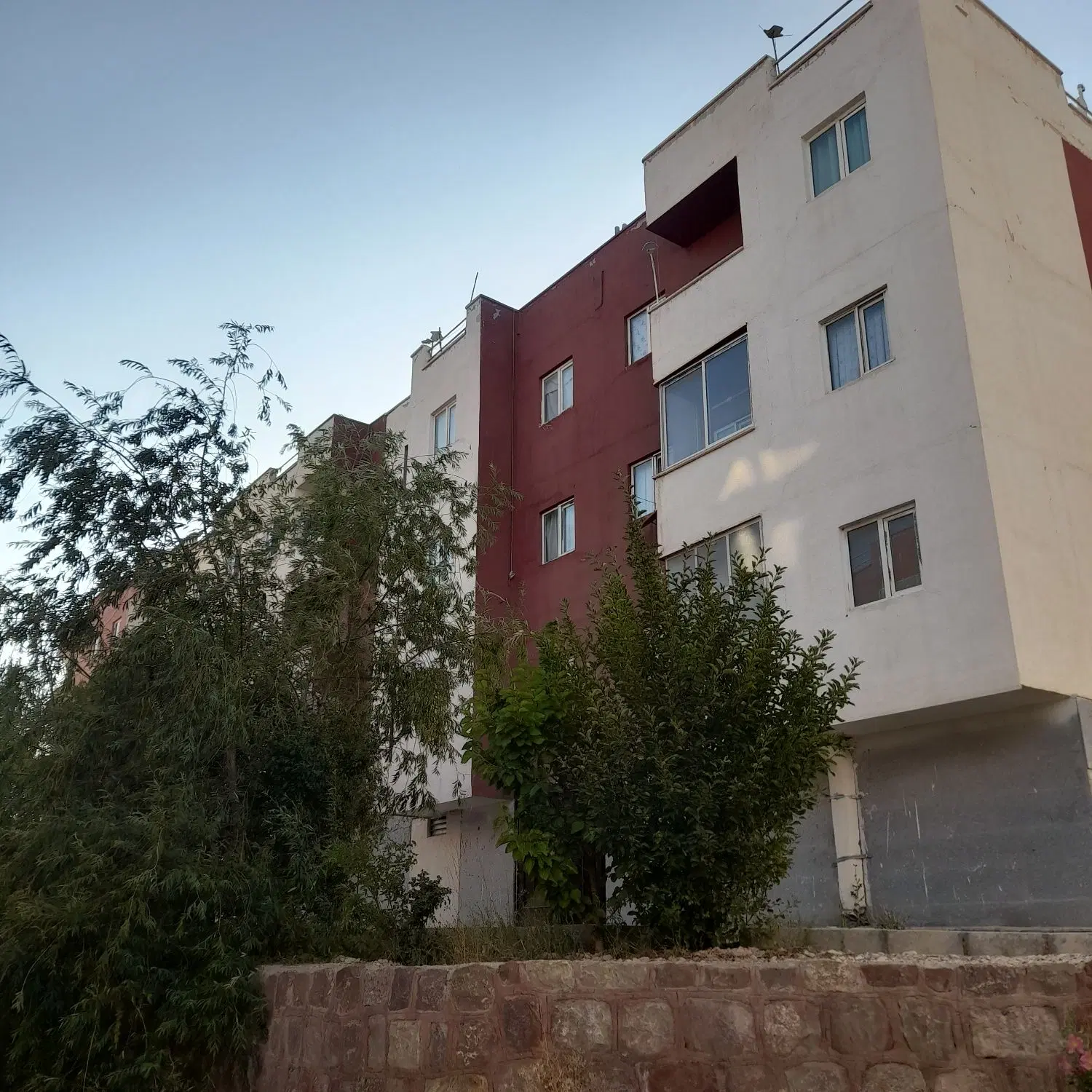 آپارتمان ۷۶ متری توسعه مسکن سمنان