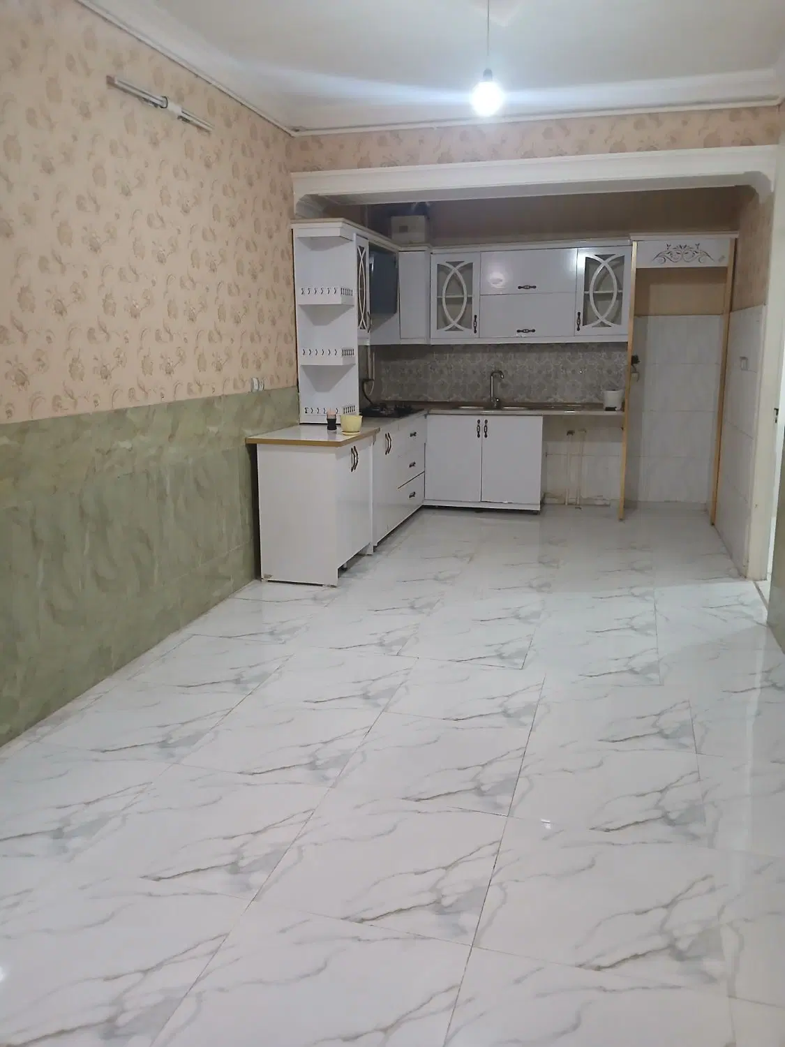 آپارتمان60متری طبقه همکف