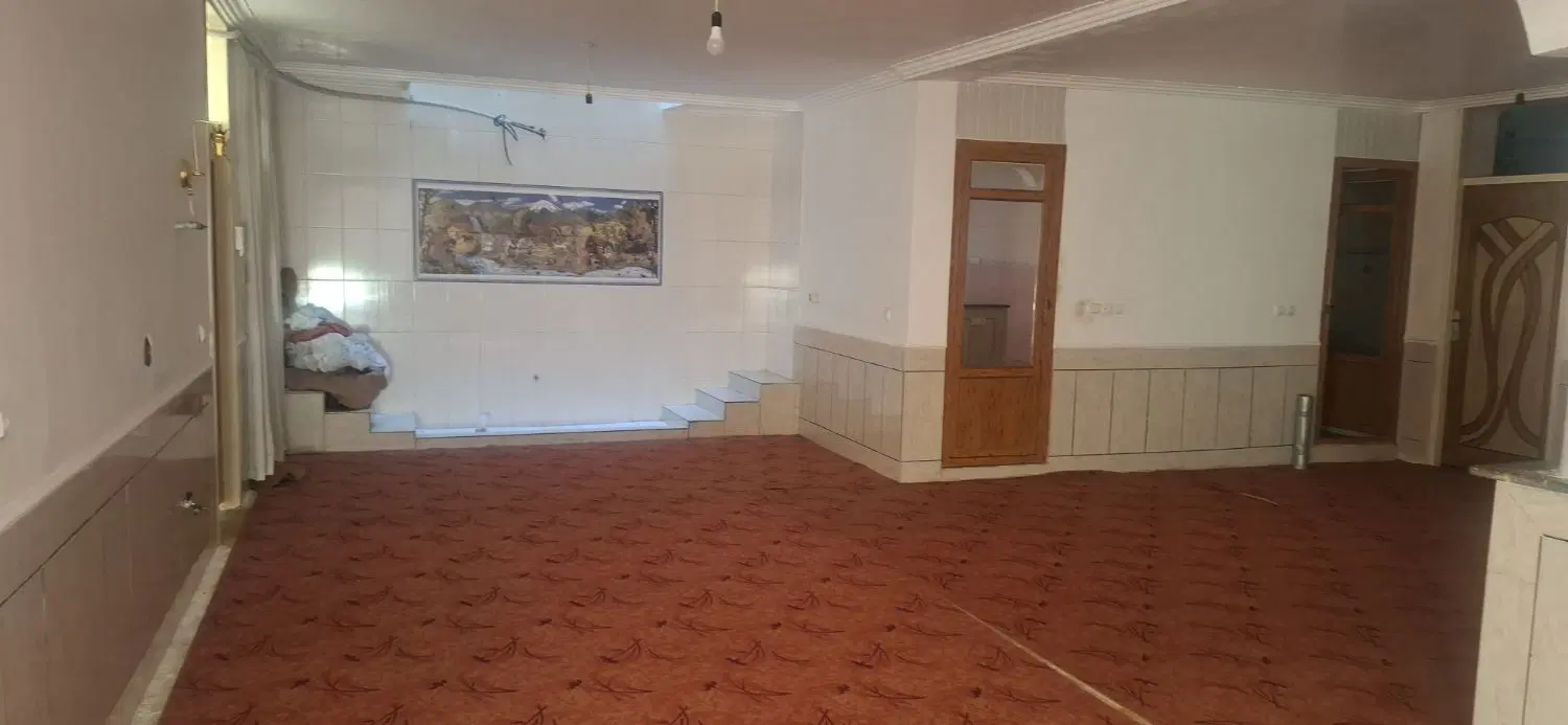 اجاره یک واحد خانه ویلایی طبقه همکف