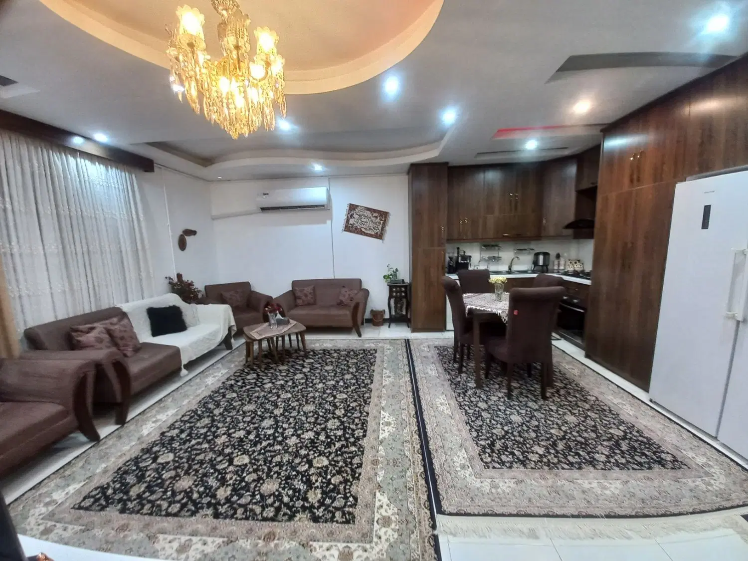 واحد مسکونی نادری