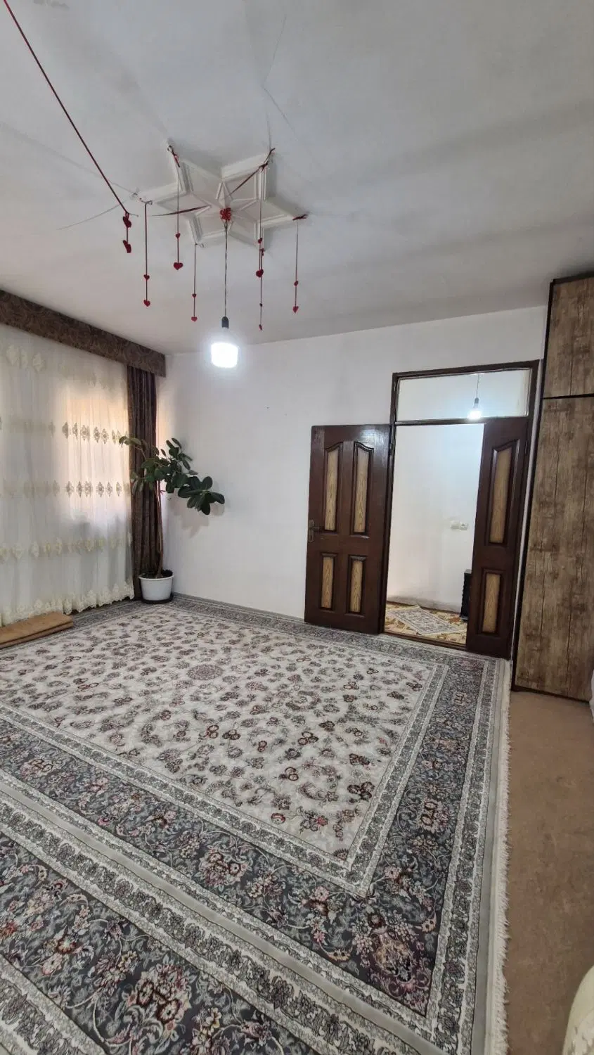 هم خانه