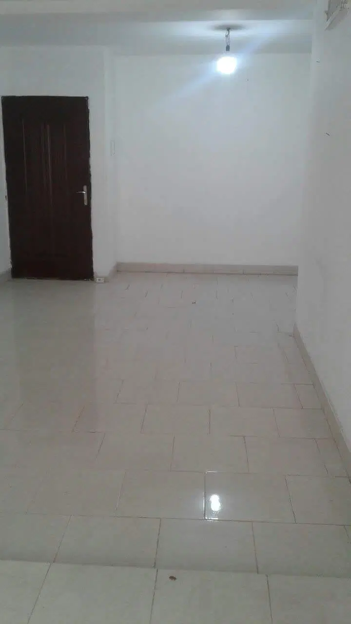 آپارتمان در پوئینک