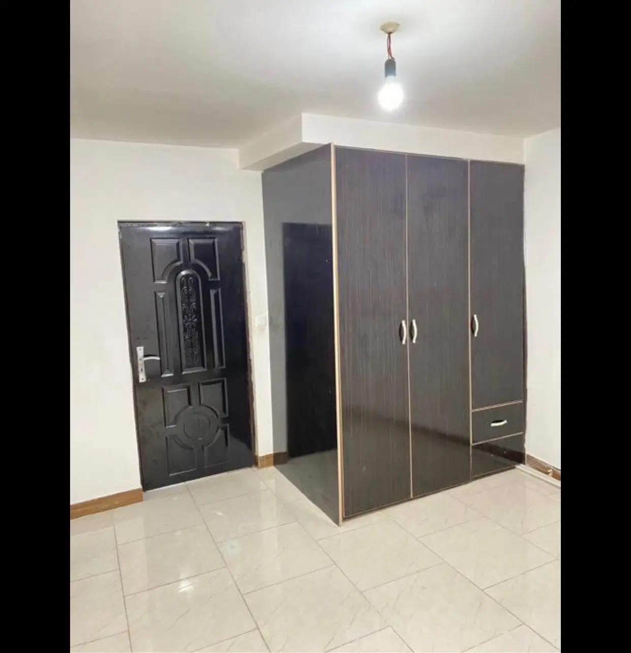 سویت 60متری راه جدا