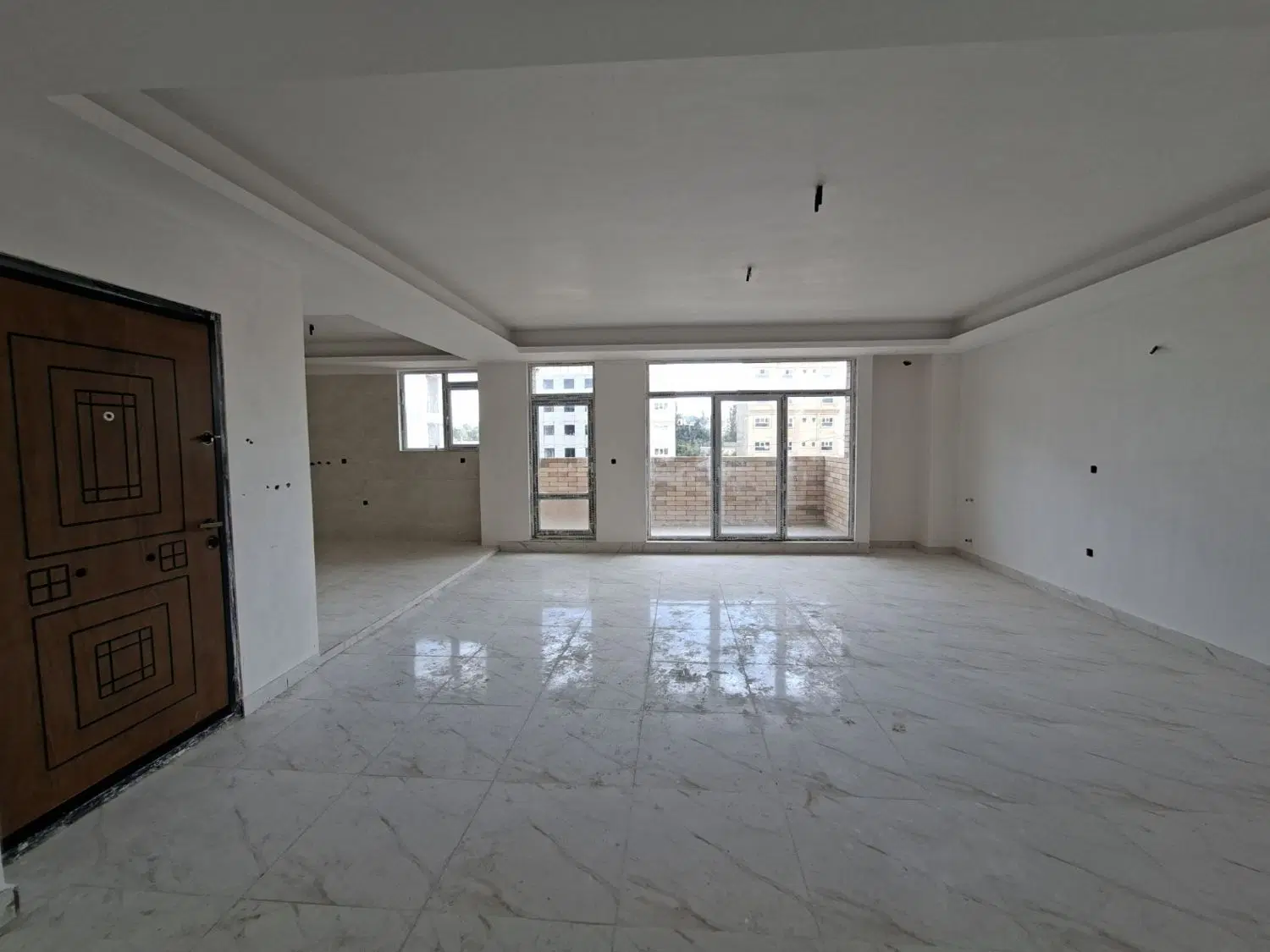 فروش آپارتمان ۱۱۲ متری فاز ۳ شهرک مهرانشهر باسمنج