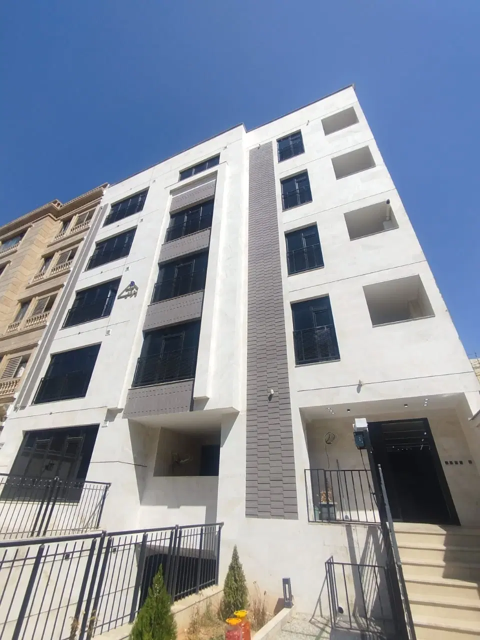 آپارتمان دو خواب توحیدی راد