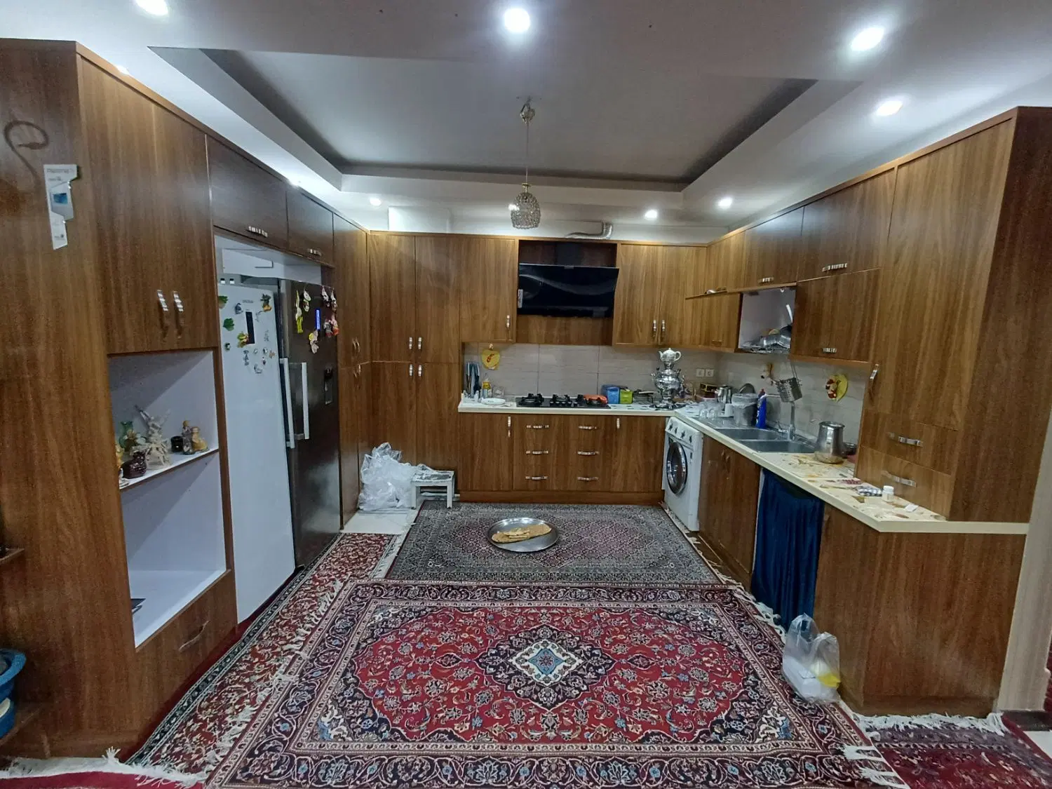 ۱۶۵ متر ۳ خوابه مجتمع ایران زمین