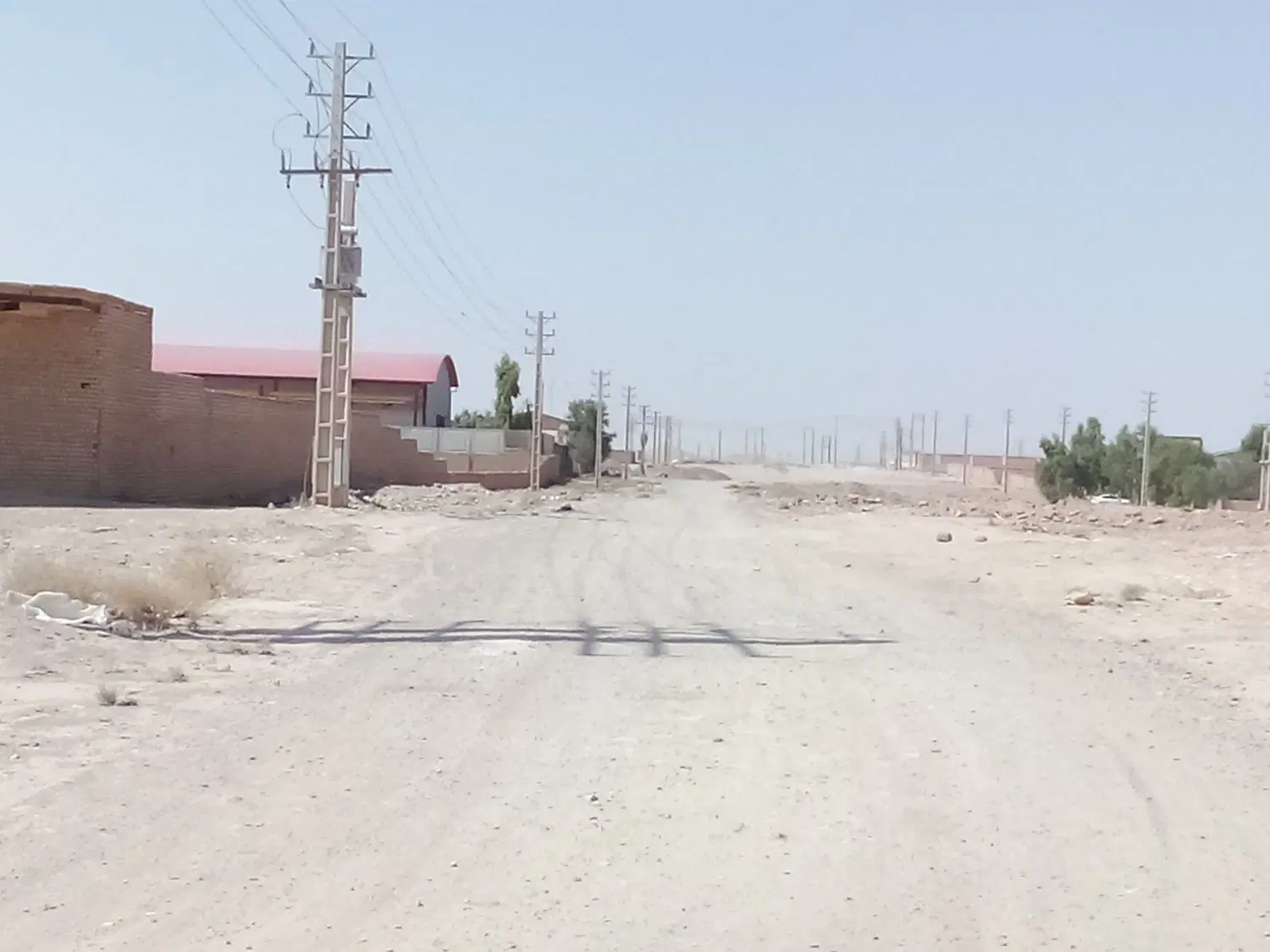 جاده کوه سفیدنبش کوچه 38 بهر بلوار65 متری