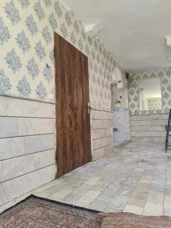 ۴۴متر آپارتمان طبقه اول