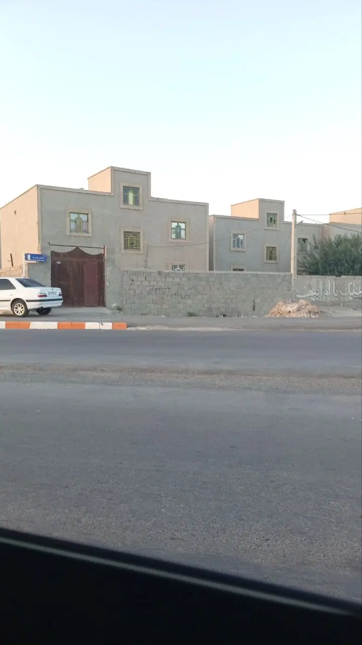 یک واحدآپارتمان به فروش میرسد